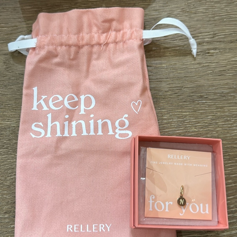 BNIB - Rellery Jewelry Gold Initial Disk Charm “N”